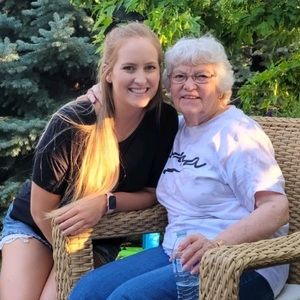 Meet your Posher, Shelby